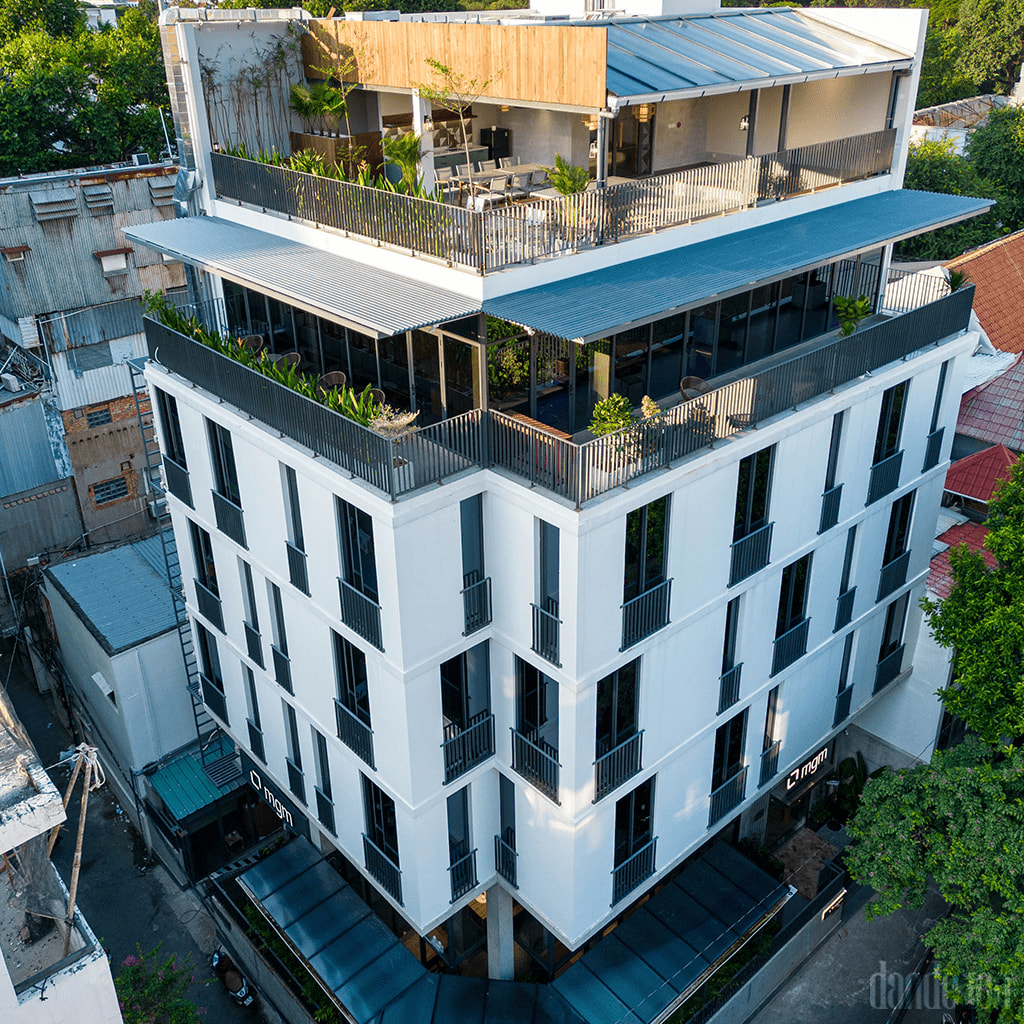 Modern office with open space and natural light